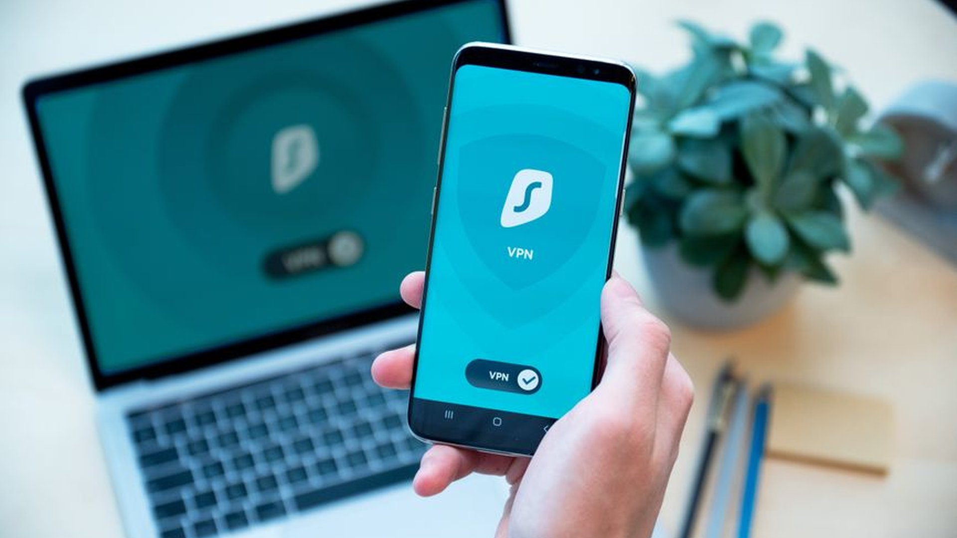 AI privacy settings smartphone data protection on-