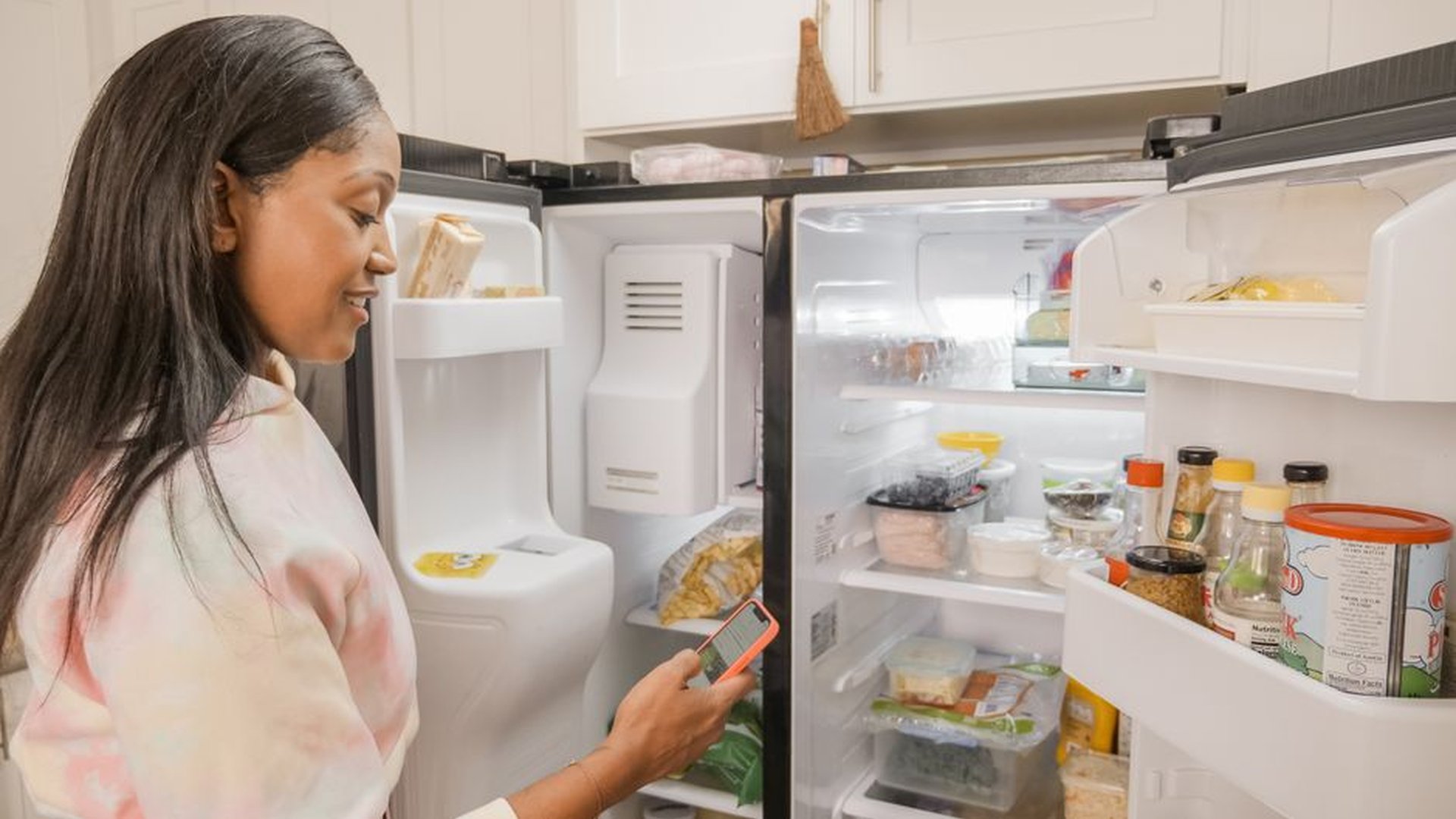 smart fridge with food tracking touchscreen kitche
