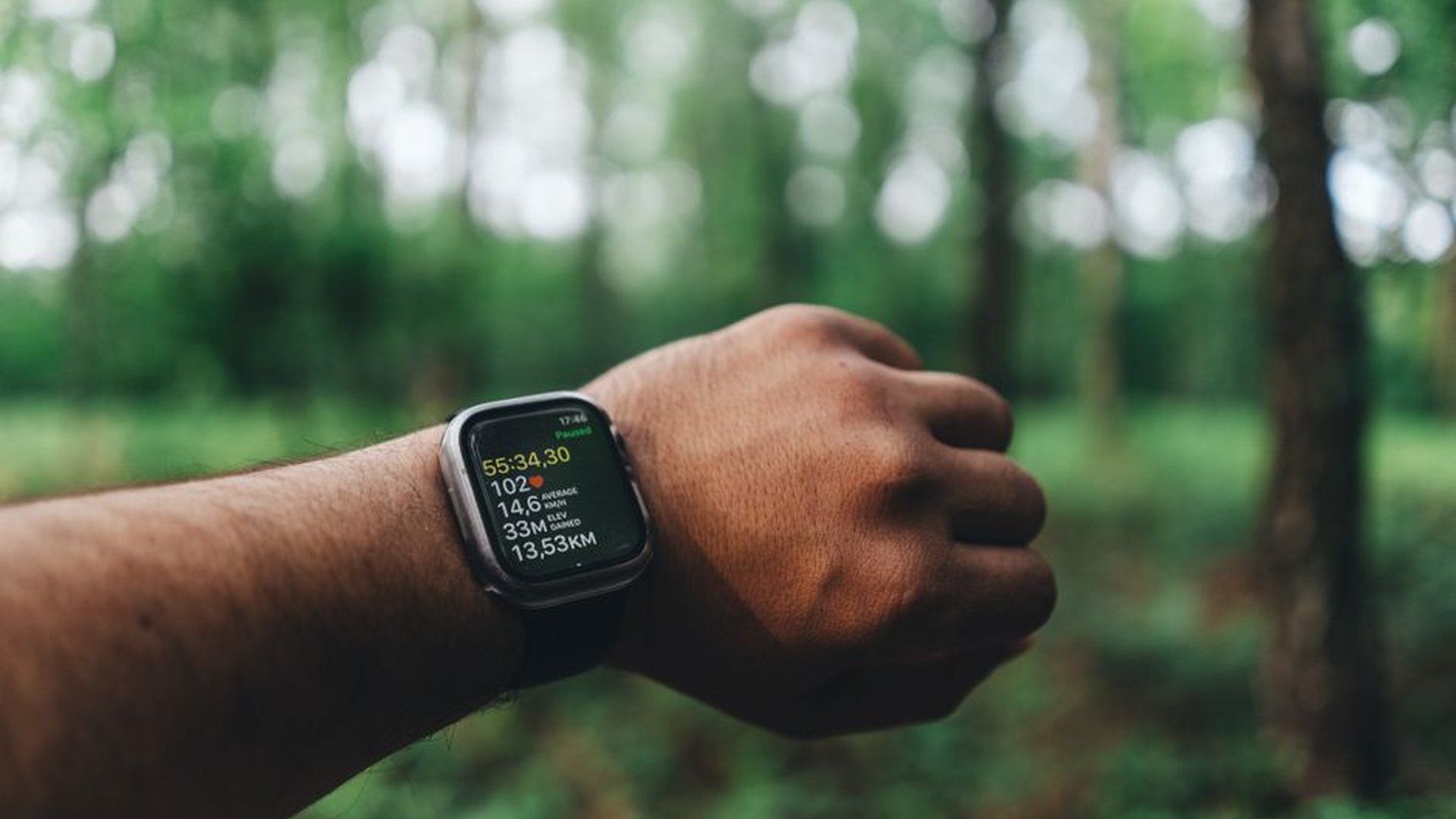 smartwatch biosensor hydration tracking heart rate