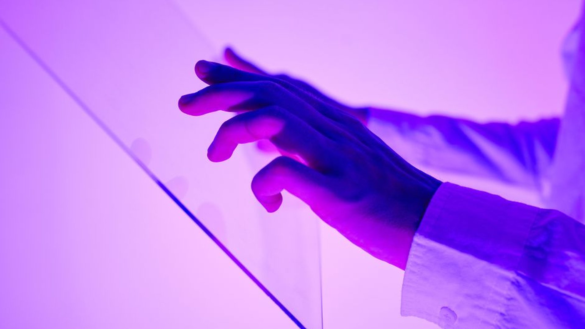gesture control touchscreen eye tracking brainwave