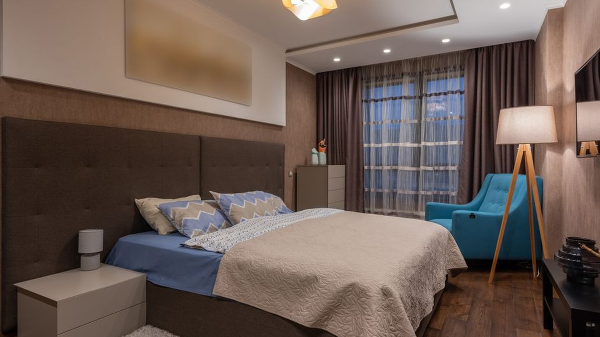 small apartment bedroom night lamp forgotten light