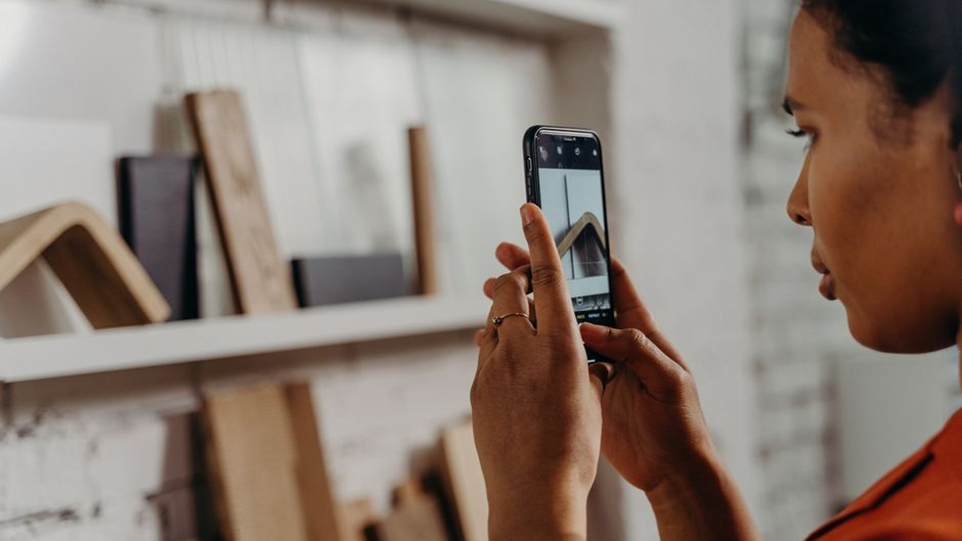 iPhone 18 Pro AI camera creative professional neur