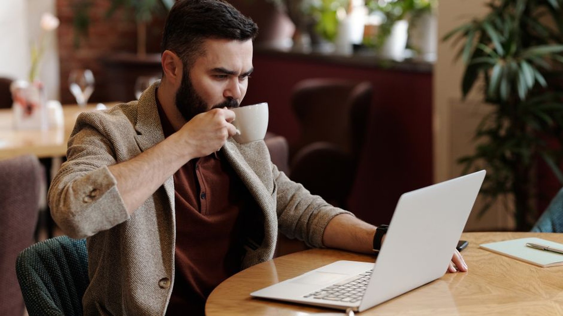 coffee shop laptop digital nomad co-working space