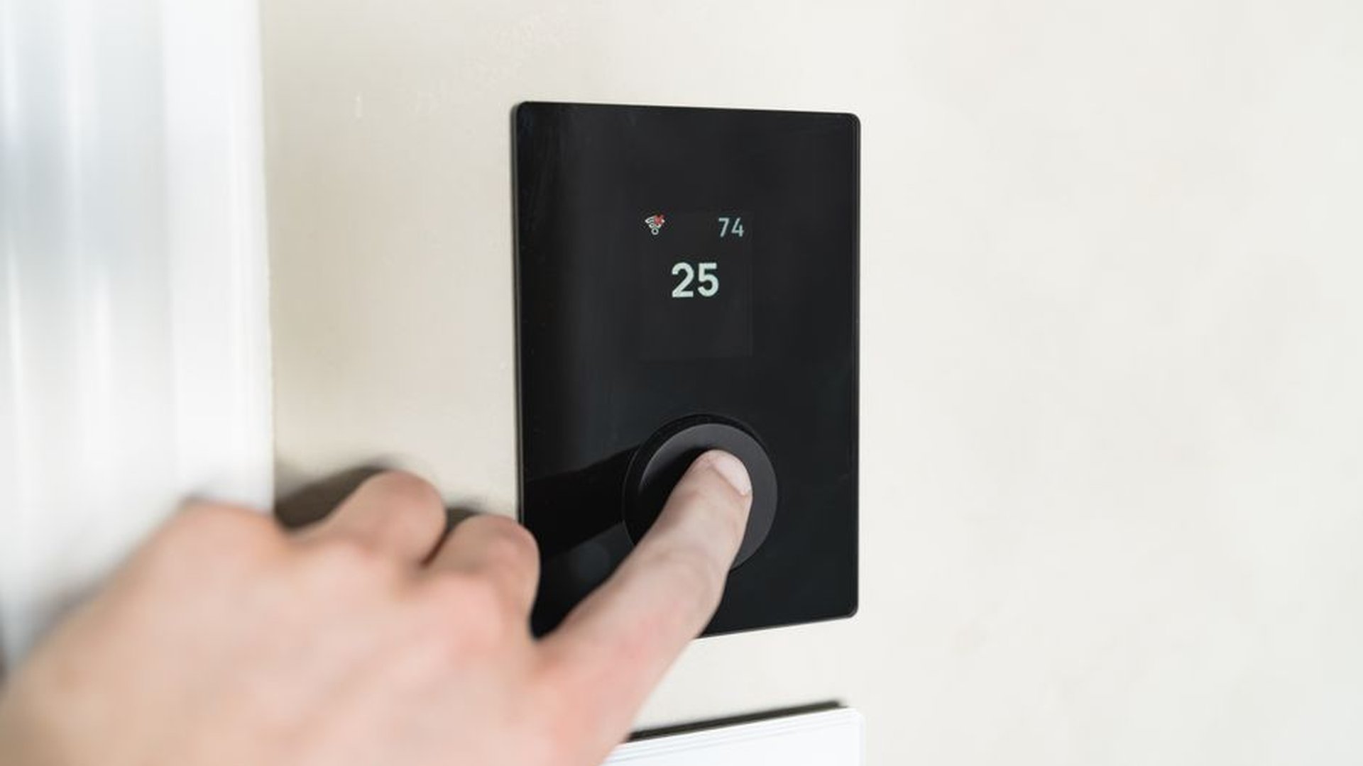 smart thermostat monthly subscription cost energy