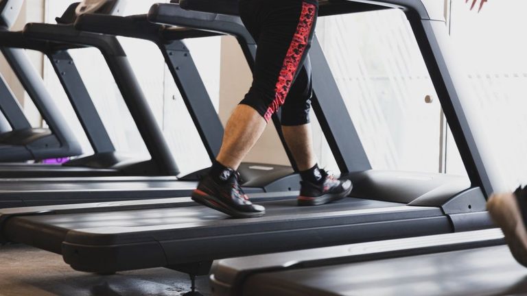 How to Choose the Right Sport Smart Device for Success