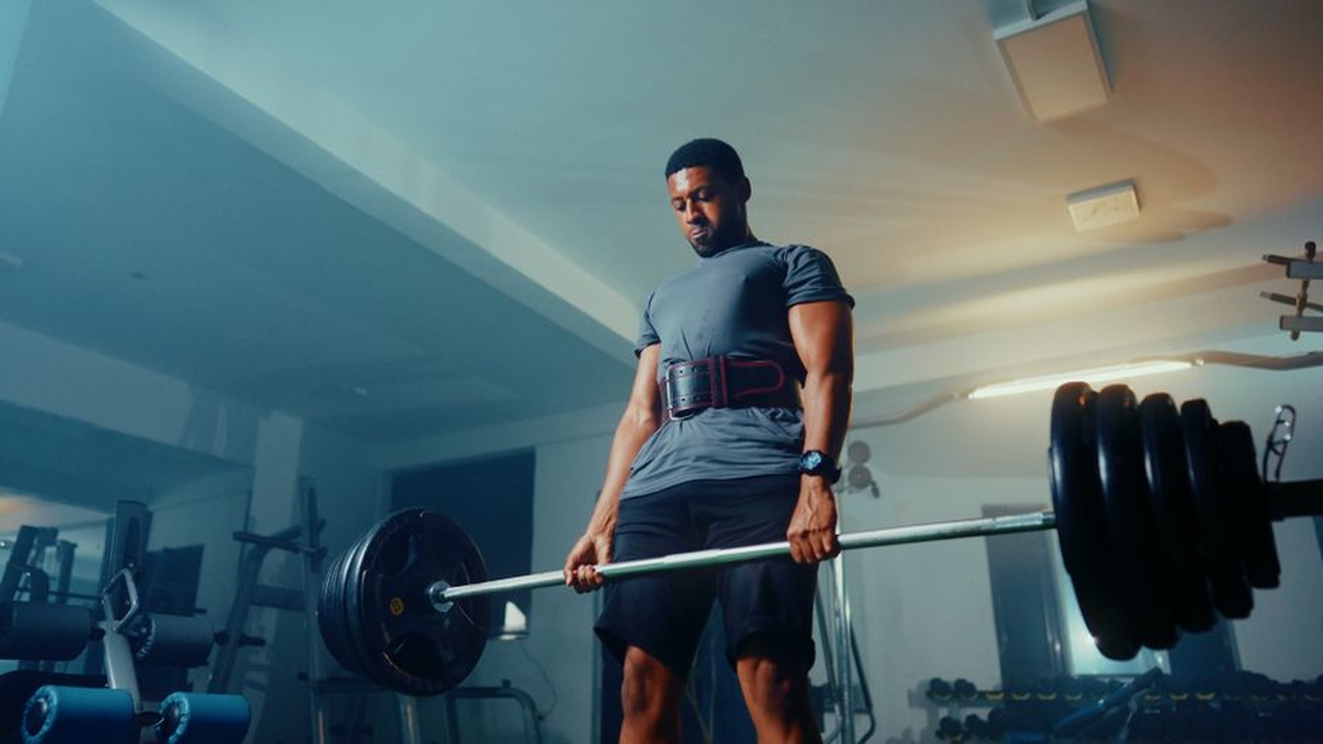 gym workout Apple Watch Series 9 exercise detectio